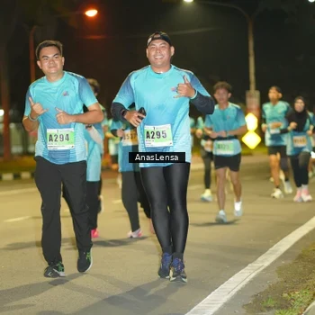 Runner Photo 8795671