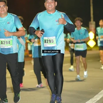 Runner Photo 8795673