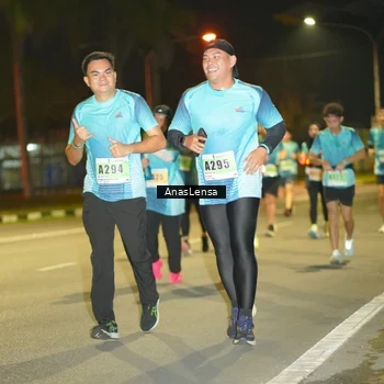 Runner Photo 8795680