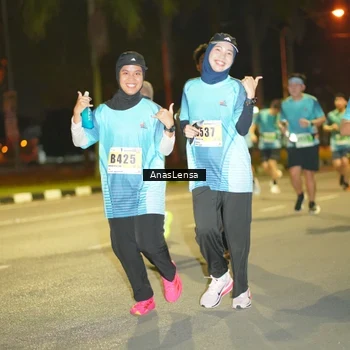 Runner Photo 8795684