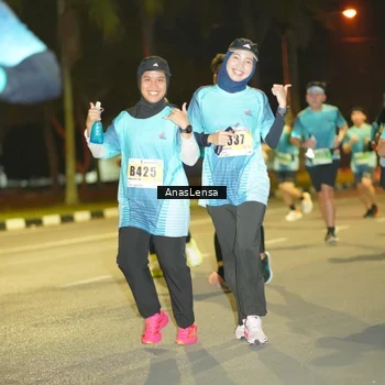 Runner Photo 8795692