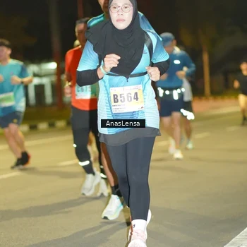 Runner Photo 8795696