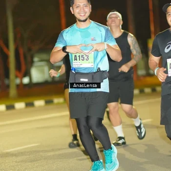 Runner Photo 8795718