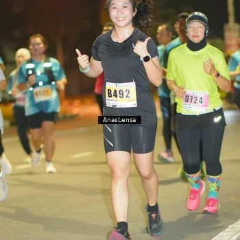 Runner Photo 8795722