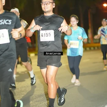 Runner Photo 8795723