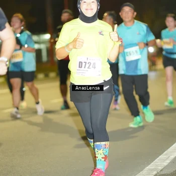 Runner Photo 8795731