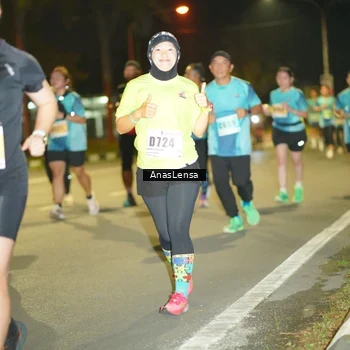 Runner Photo 8795735
