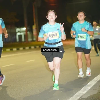 Runner Photo 8795740