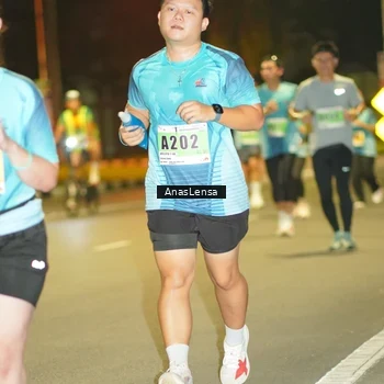 Runner Photo 8795741