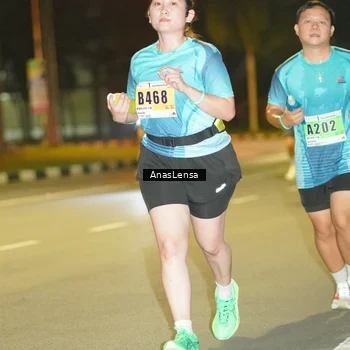 Runner Photo 8795750