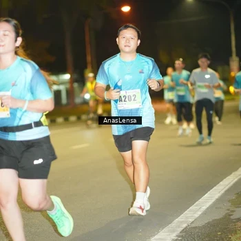 Runner Photo 8795751