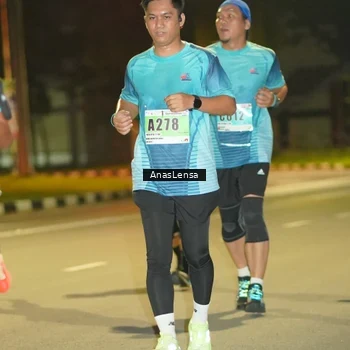 Runner Photo 8795769