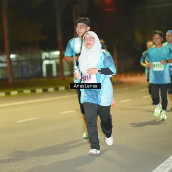 Runner Photo 8795771