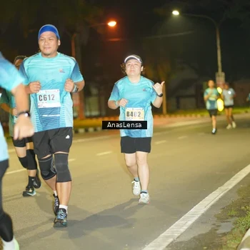 Runner Photo 8795777