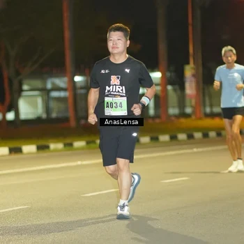 Runner Photo 8795797