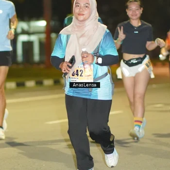 Runner Photo 8795812