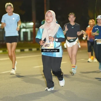 Runner Photo 8795816