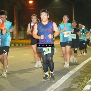 Runner Photo 8795823
