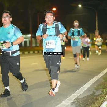 Runner Photo 8795845