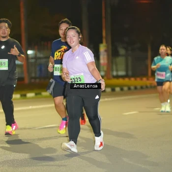 Runner Photo 8795858