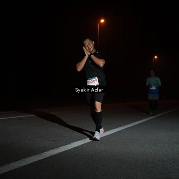 Runner Photo 8795862