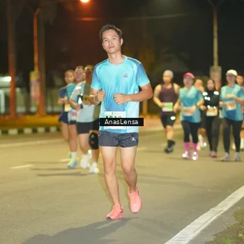 Runner Photo 8795865
