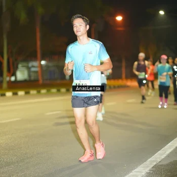 Runner Photo 8795871