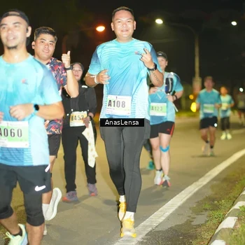 Runner Photo 8795898