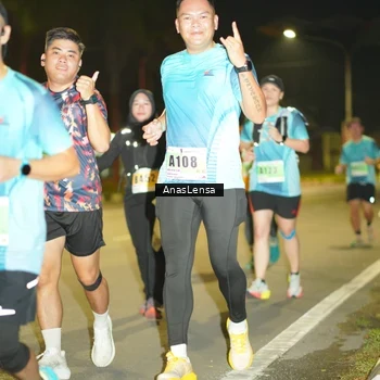 Runner Photo 8795900