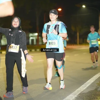 Runner Photo 8795910