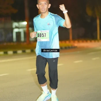 Runner Photo 8795918