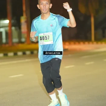 Runner Photo 8795923