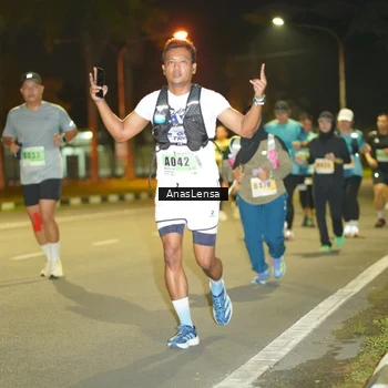 Runner Photo 8795928