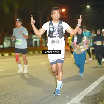 Runner Photo 8795934
