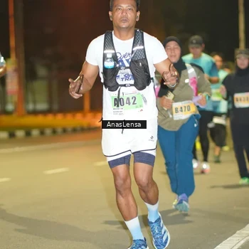 Runner Photo 8795938