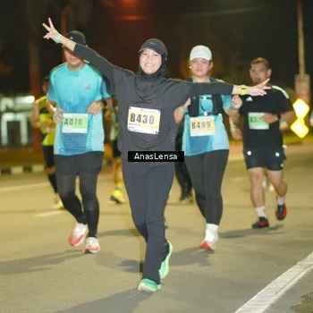 Runner Photo 8795947