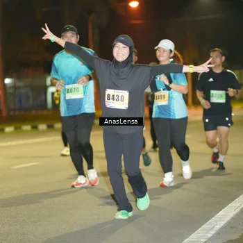 Runner Photo 8795953