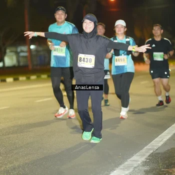 Runner Photo 8795957