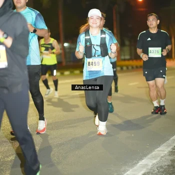 Runner Photo 8795958