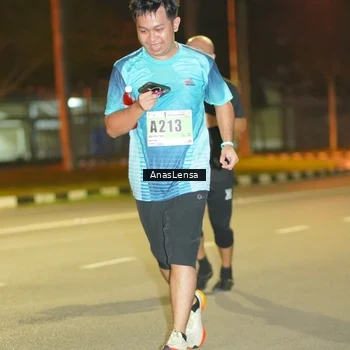 Runner Photo 8795997