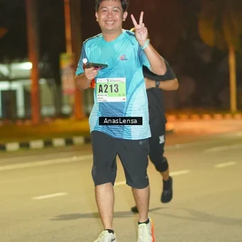 Runner Photo 8795998