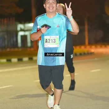 Runner Photo 8795999