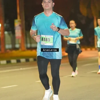 Runner Photo 8796001