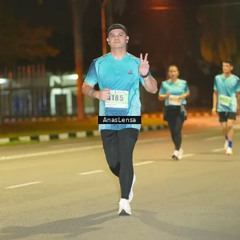 Runner Photo 8796009