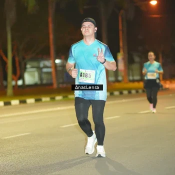 Runner Photo 8796013