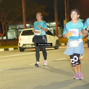 Runner Photo 8796015