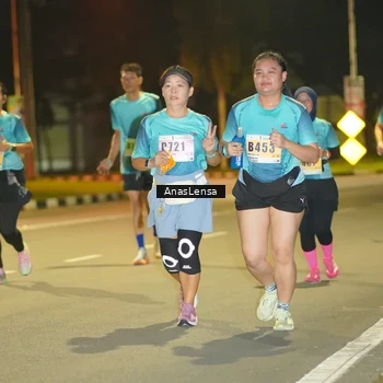 Runner Photo 8796018