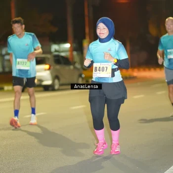 Runner Photo 8796026