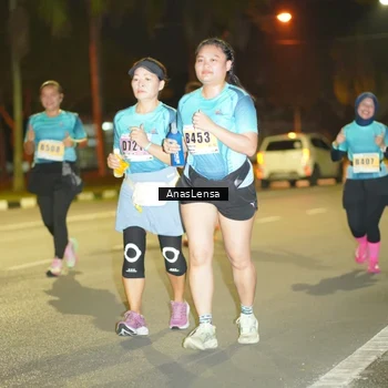 Runner Photo 8796028