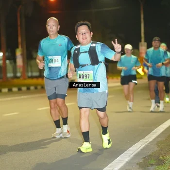 Runner Photo 8796036